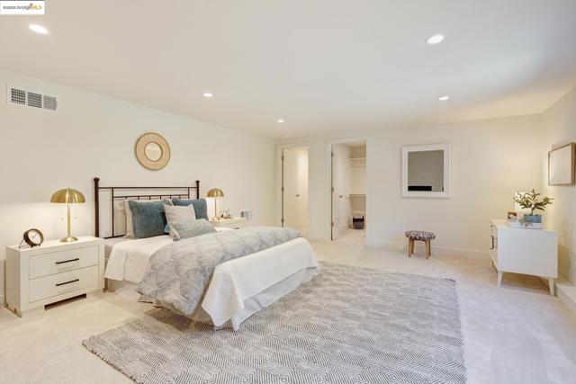 3 Mountain View Pl, Lafayette CA: https://media.crmls.org/mediaz/a0782b28-1603-4986-a625-254400b66cbc.jpg
