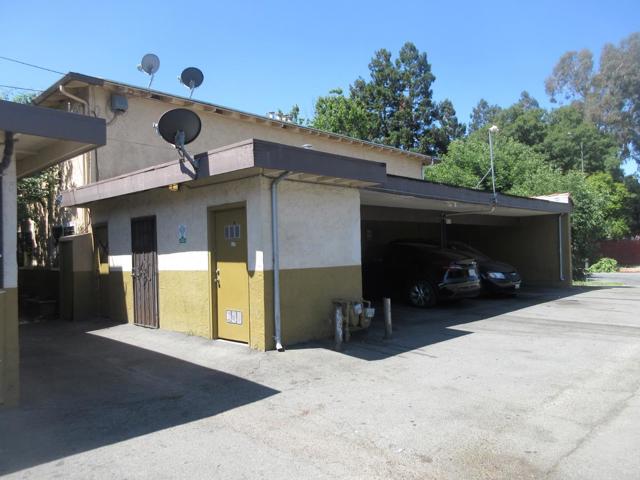 Image 4 of 32 For 710712 Richmond Avenue