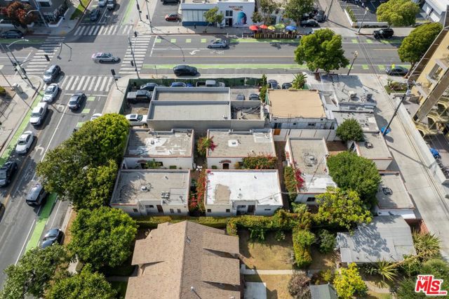 1507 14th Street, Santa Monica CA: https://media.crmls.org/mediaz/a078b5d7-cfeb-4007-a92e-580bc886654e.jpg