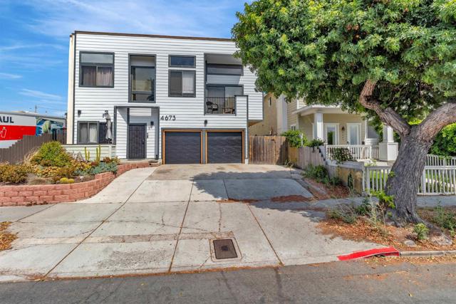 4673 Alabama St, San Diego CA: https://media.crmls.org/mediaz/a079318f-af8b-4f32-8fa9-984907f60d85.jpg