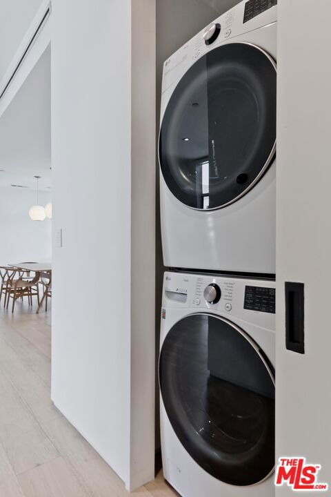 825 N Kings Road, West Hollywood CA: https://media.crmls.org/mediaz/a07a6d8c-df4e-40dc-a6a1-9ce0f31d1e7b.jpg