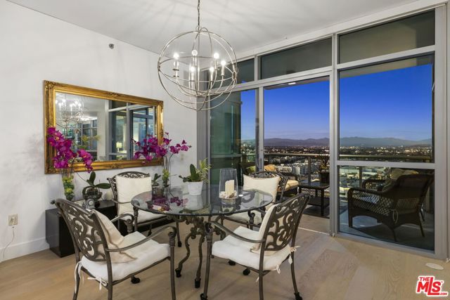 13650 Marina Pointe Drive, Marina del Rey CA: https://media.crmls.org/mediaz/a07b510a-4a7a-4edf-9abd-a46f411afb76.jpg