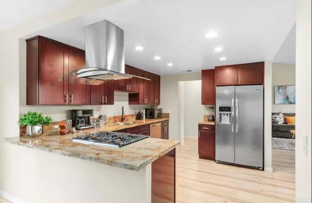 Detail Gallery Image 8 of 28 For 409 Pesca Ct, Spring Valley,  CA 91977 - 3 Beds | 2 Baths