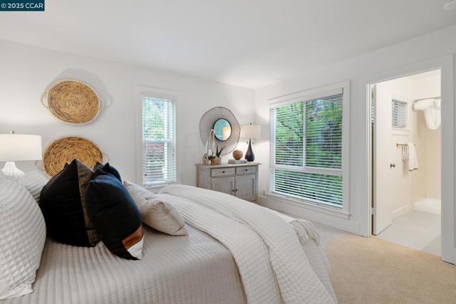 136 Garden Creek Pl, Danville CA: https://media.crmls.org/mediaz/a07d8050-b29e-46be-b207-4750eacc0e8d.jpg