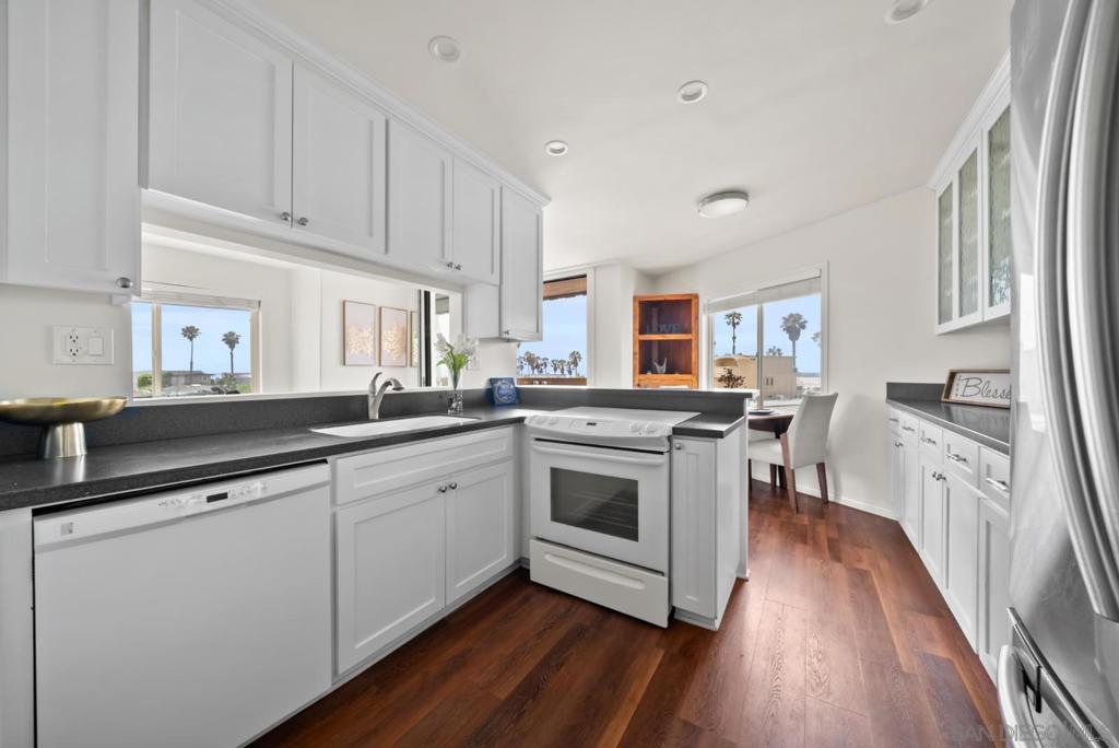 5155 Point Loma - photo 13