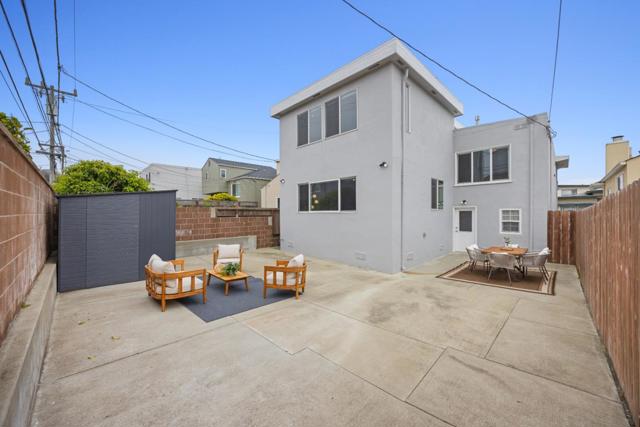 383 Glenwood Avenue, Daly City CA: https://media.crmls.org/mediaz/a07edc03-0f3a-4c43-a8f5-6b078bbd32a9.jpg