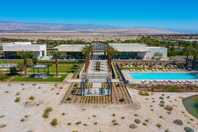 761 Nugget Lane, Palm Springs CA: https://media.crmls.org/mediaz/a07f43e0-961f-41d2-94e3-166fccc33a84.jpg