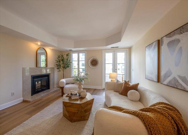 111 W 3rd Avenue, San Mateo CA: https://media.crmls.org/mediaz/a0800362-d451-4efb-a4ad-59cf1bd5d663.jpg