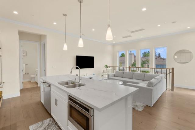 262 Union Avenue, Los Gatos CA: https://media.crmls.org/mediaz/a080b13d-7427-4c5f-acc5-c8834ccc9d0a.jpg