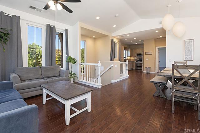 Detail Gallery Image 12 of 46 For 18861 Caminito Cantilena #43,  San Diego,  CA 92128 - 3 Beds | 2/1 Baths