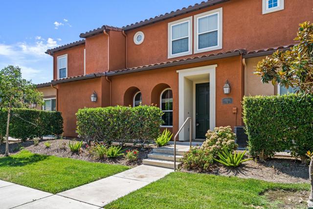 17022 Calle Trevino, San Diego CA: https://media.crmls.org/mediaz/a0822255-edc4-45fd-bf9a-6f80ce3f0ecf.jpg