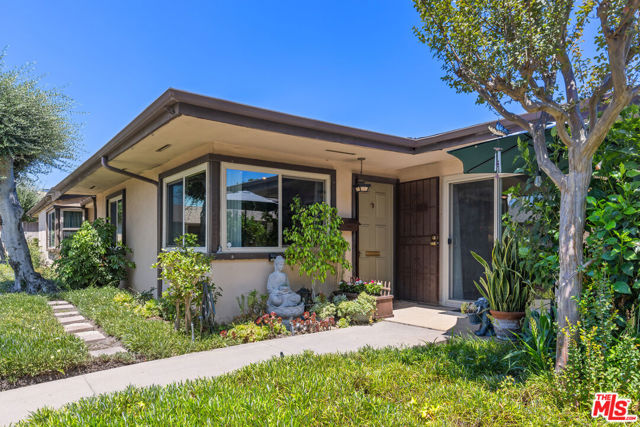 999 East Valley Boulevard, 140 photo 2