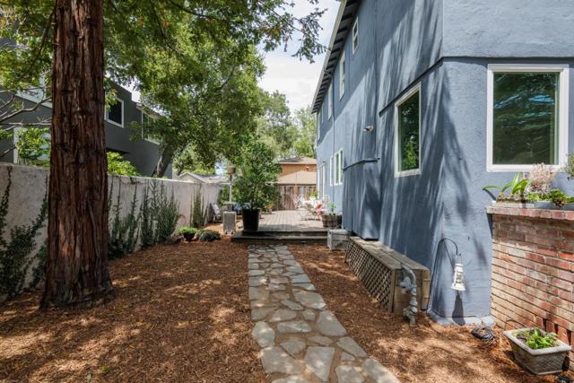 643 Channing Avenue, Palo Alto CA: https://media.crmls.org/mediaz/a0831711-4619-4d01-a185-8e9c52d44f99.jpg