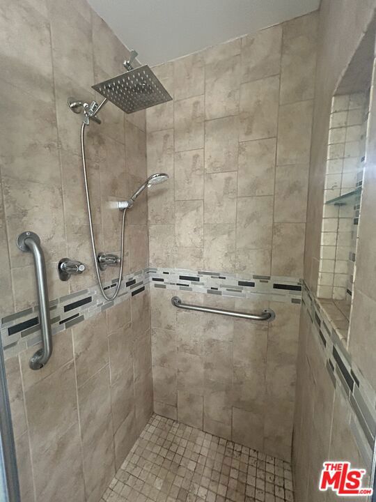 4700 Natick Avenue, Sherman Oaks CA: https://media.crmls.org/mediaz/a0839045-11a3-4c52-b1ae-7817789eb621.jpg