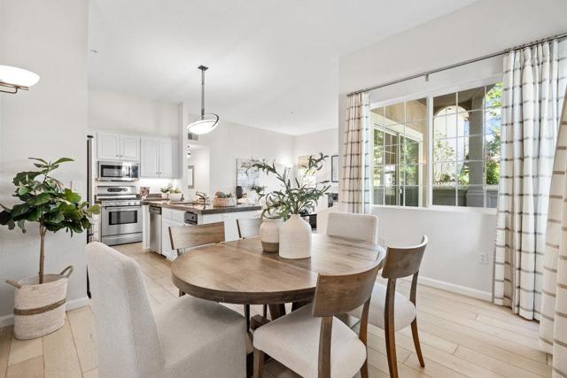 550 El Camino Real, Burlingame CA: https://media.crmls.org/mediaz/a08487bc-cec1-4e6d-a71b-aa6e93c99720.jpg