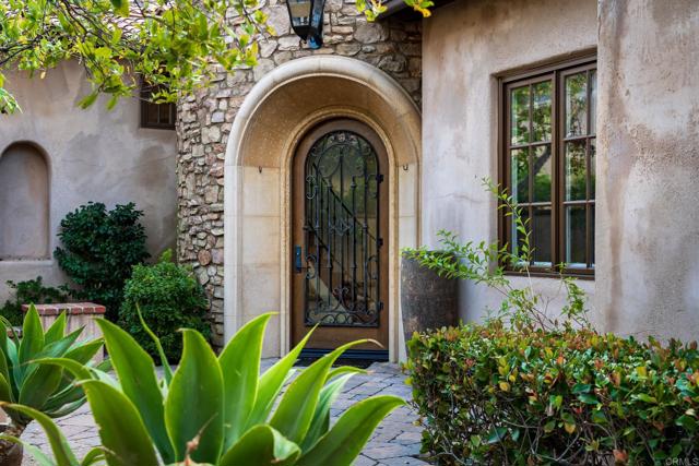 Detail Gallery Image 7 of 41 For 18596 Corte Fresco, Rancho Santa Fe,  CA 92091 - 4 Beds | 5/1 Baths
