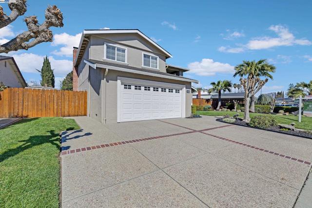 3641 Shenandoah Ct, Pleasanton CA: https://media.crmls.org/mediaz/a0851203-65ec-4089-9918-bd56ecd71987.jpg