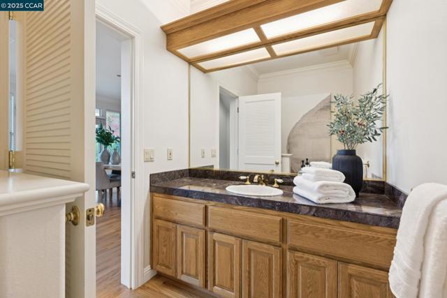 788 Woodwind Place, Walnut Creek CA: https://media.crmls.org/mediaz/a085577f-2568-45b2-8604-d89a2da5d905.jpg