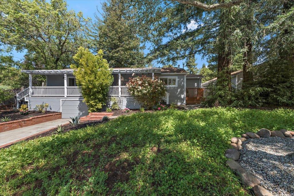 789 Canada Road
