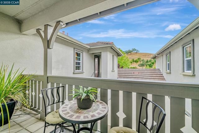 120 Tamarind Ln, Danville CA: https://media.crmls.org/mediaz/a086c21e-1f45-48ea-9436-ec432ce74a23.jpg