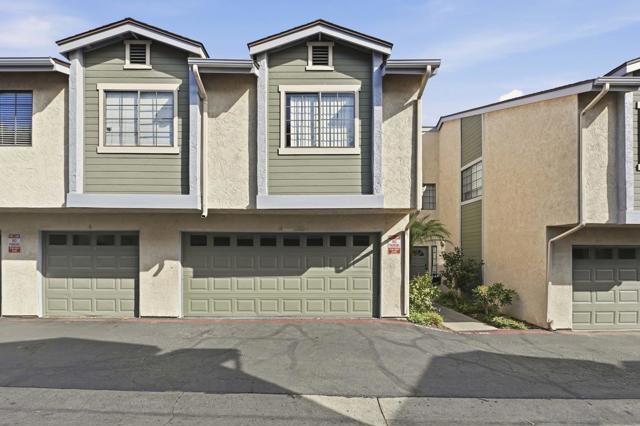 1225 N Broadway, Escondido CA: https://media.crmls.org/mediaz/a086cbd9-78f3-410d-bd0a-28f6847f0450.jpg