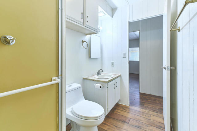 14777 Palm Drive, Desert Hot Springs CA: https://media.crmls.org/mediaz/a087da60-a8b4-488b-8cf2-8fe18a262821.jpg