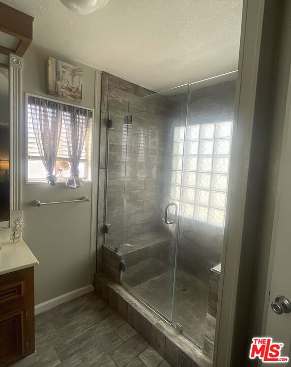 5001 W Florida Avenue, Hemet CA: https://media.crmls.org/mediaz/a0880814-bc35-45b8-98e0-4971d1f136f6.jpg