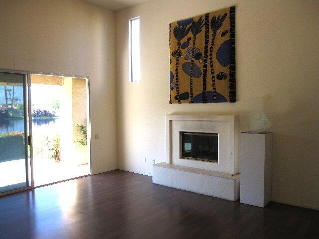 139 Lake Shore Drive, Rancho Mirage CA: https://media.crmls.org/mediaz/a0886e7f-da48-4817-abce-3beeb120aa94.jpg