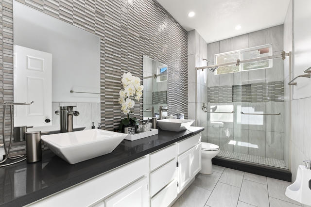006_Bathroom