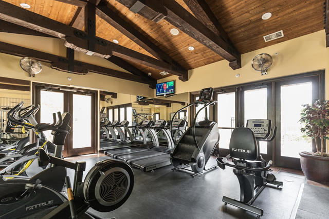 585 Via De La Paz, Palm Desert, CA 92211