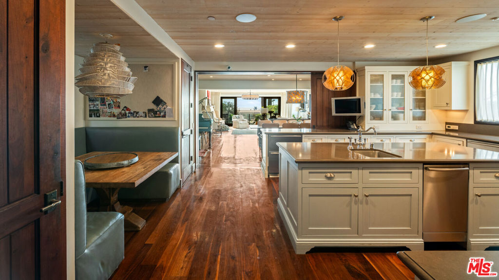 MLS #26646235 image #15
