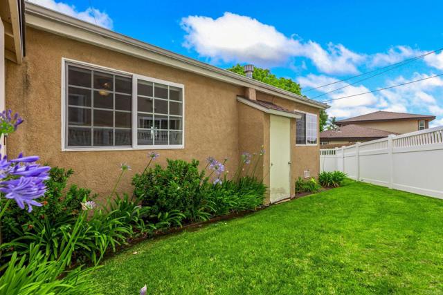 6704 Tait Street, San Diego CA: https://media.crmls.org/mediaz/a08a2ccf-02ed-4cc2-89f9-5ef97359b50b.jpg