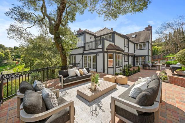 760 Chateau Drive, Hillsborough CA: https://media.crmls.org/mediaz/a08d8be7-15d7-4ef9-8159-cd0d6d247725.jpg