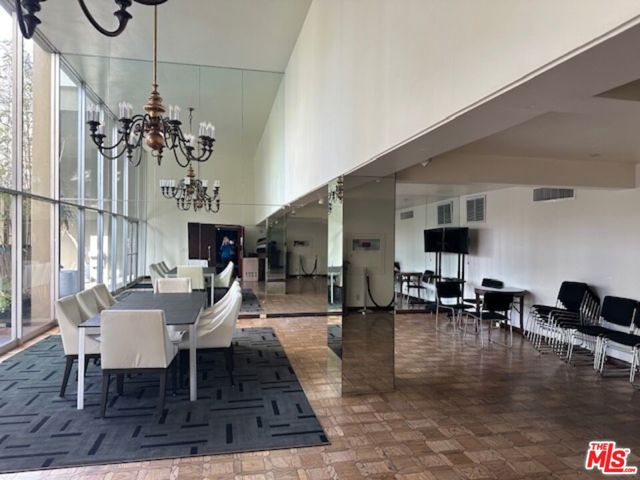 10701 Wilshire Boulevard, Los Angeles CA: https://media.crmls.org/mediaz/a08e34aa-f42e-4d83-9372-9266ccd5794d.jpg