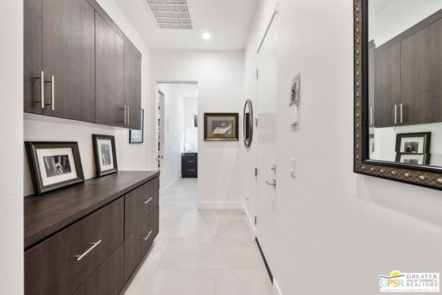4321 Lumina Way, Palm Springs CA: https://media.crmls.org/mediaz/a0902ae7-4c98-41f8-86f2-4cd614612a0d.jpg