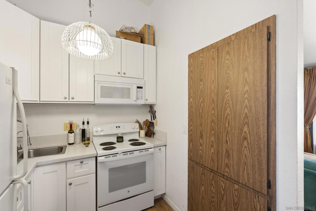 4921 Trojan Ave - photo 13