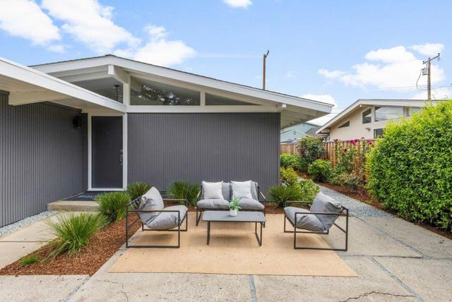 385 Cronin Drive, Santa Clara CA: https://media.crmls.org/mediaz/a0916697-e098-4cf4-af72-9b5364d121e7.jpg