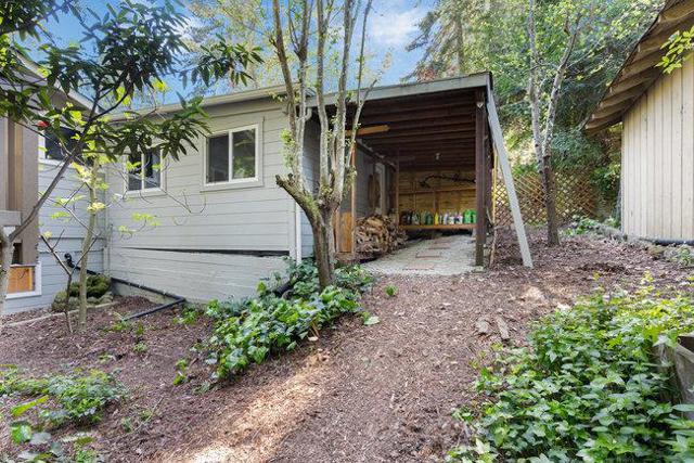 345 Saint Francis Drive, Boulder Creek CA: https://media.crmls.org/mediaz/a091b311-2633-4688-9f88-06d1541c12df.jpg