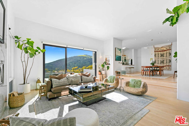 2727 Corral Canyon Road, Malibu CA: https://media.crmls.org/mediaz/a0929406-692c-4bcd-be61-d817dd60770f.jpg