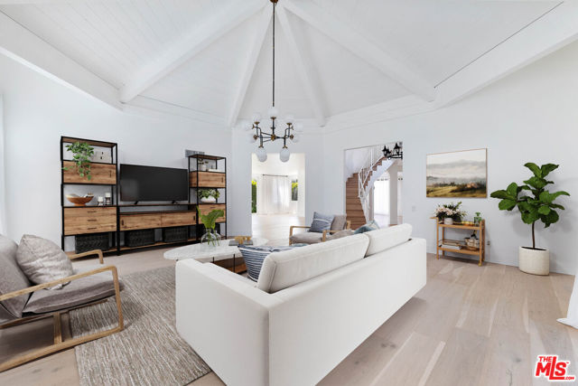 32305 Blue Rock, Westlake Village CA: https://media.crmls.org/mediaz/a092fda8-0746-4957-8a24-fd6692bb503f.jpg