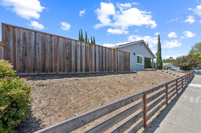 61 Galleon Way, Pittsburg CA: https://media.crmls.org/mediaz/a093c1e6-6c85-4736-8e56-cc1ccc335836.jpg