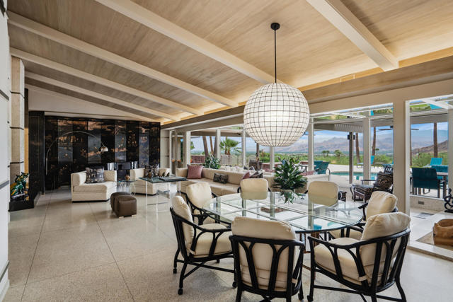 855 W Coronado Avenue, Palm Springs, CA 92262
