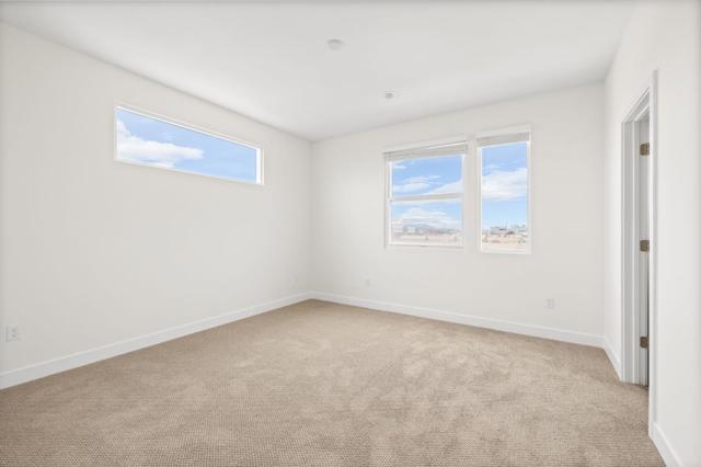1307 Pullman Way, Oakland CA: https://media.crmls.org/mediaz/a0969a8e-4f57-4409-8a00-d2bfbce23c10.jpg