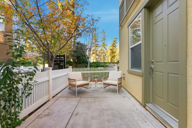 203 Peppermint Tree Terrace, Sunnyvale CA: https://media.crmls.org/mediaz/a096e568-18a3-46a9-809b-d385b1b65274.jpg