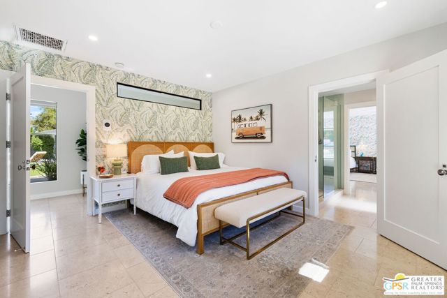 290 W Lilliana Drive, Palm Springs CA: https://media.crmls.org/mediaz/a0973a5b-4680-4fc7-aa4e-78df534cb3d1.jpg