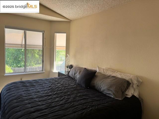 1961 Hemlock, Oakley CA: https://media.crmls.org/mediaz/a0975991-10f1-42fd-92d0-2f8401bd22b7.jpg