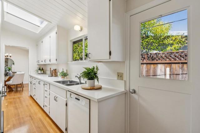 3224 Kipling Street, Palo Alto CA: https://media.crmls.org/mediaz/a0985f31-6d1d-4b00-85ed-c03e4f6da443.jpg
