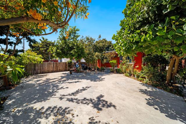 1449 1451 E 75th Street, Los Angeles CA: https://media.crmls.org/mediaz/a098befc-8a59-4554-adb3-a51fd3211343.jpg
