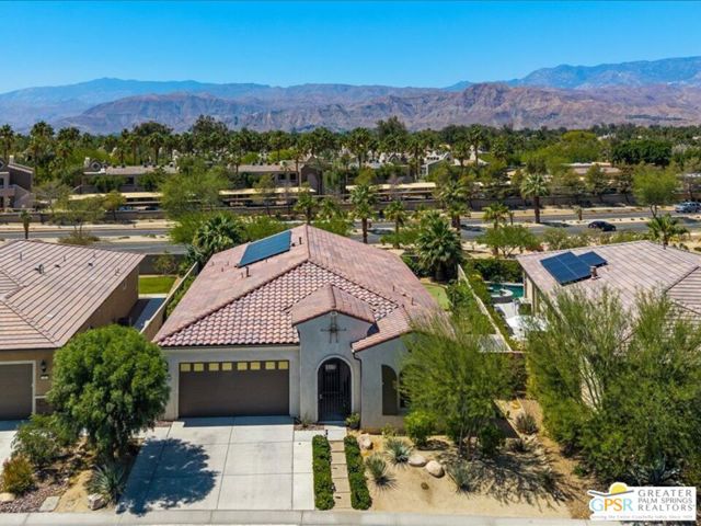 55 Cabernet, Rancho Mirage CA: https://media.crmls.org/mediaz/a0992645-d4f0-44f3-9788-c28f4595d64e.jpg