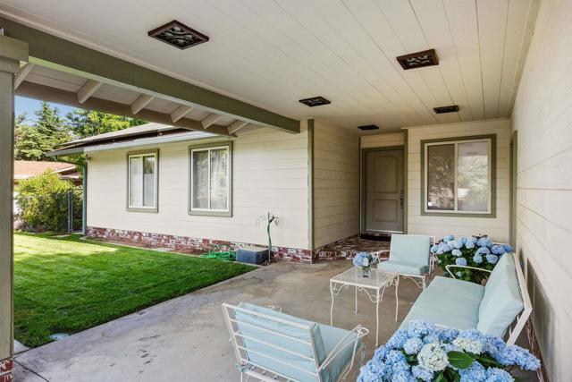 Detail Gallery Image 5 of 28 For 29328 Rua Alta Vista, Pine Valley,  CA 91962 - 4 Beds | 2 Baths